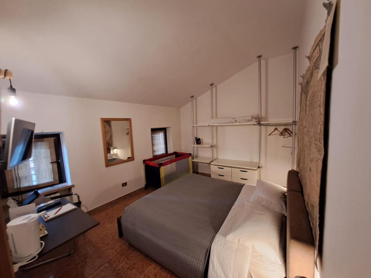 Bed and Breakfast A Casa Di Tom SantʼAmbrogio di Valpolicella Exterior foto