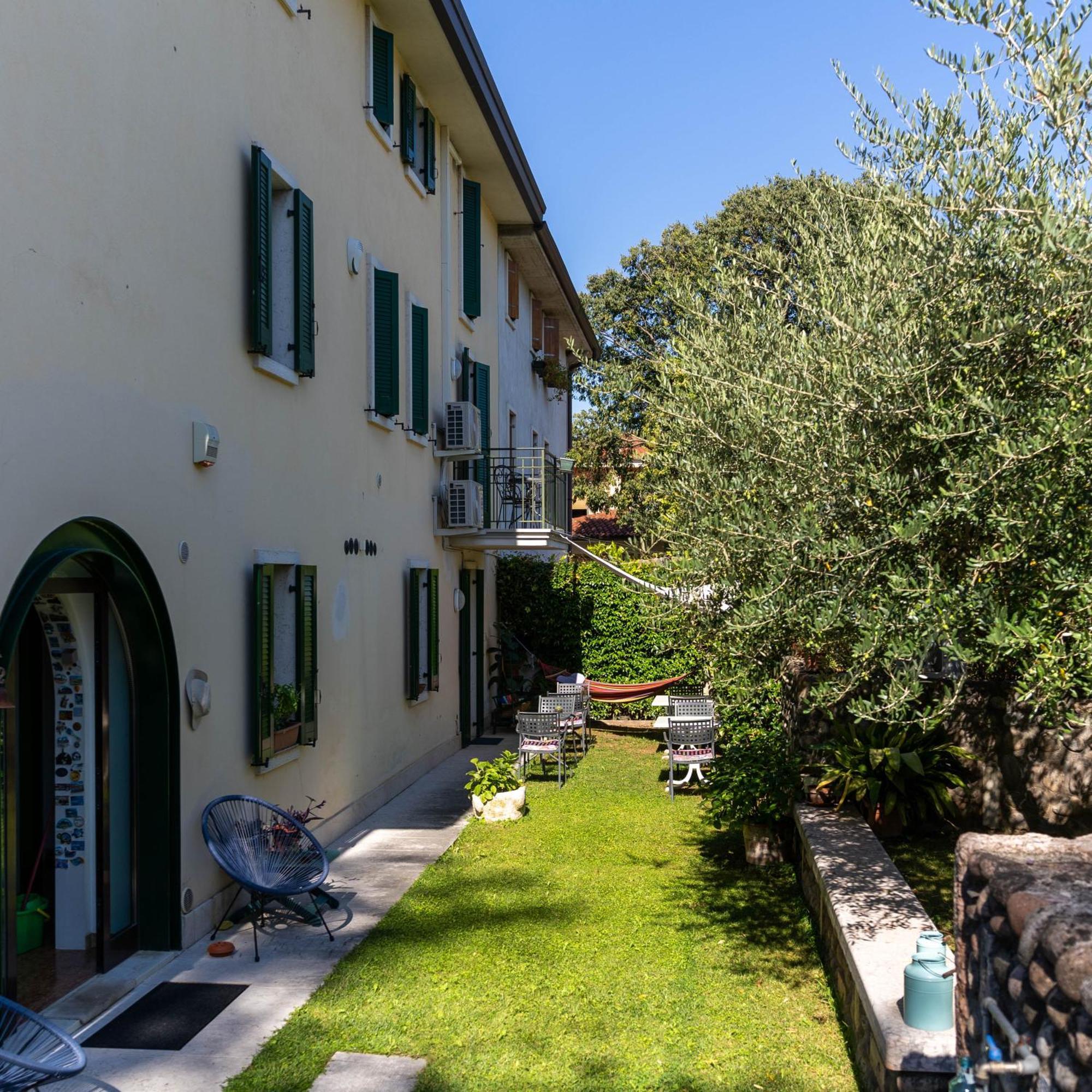 Bed and Breakfast A Casa Di Tom SantʼAmbrogio di Valpolicella Exterior foto