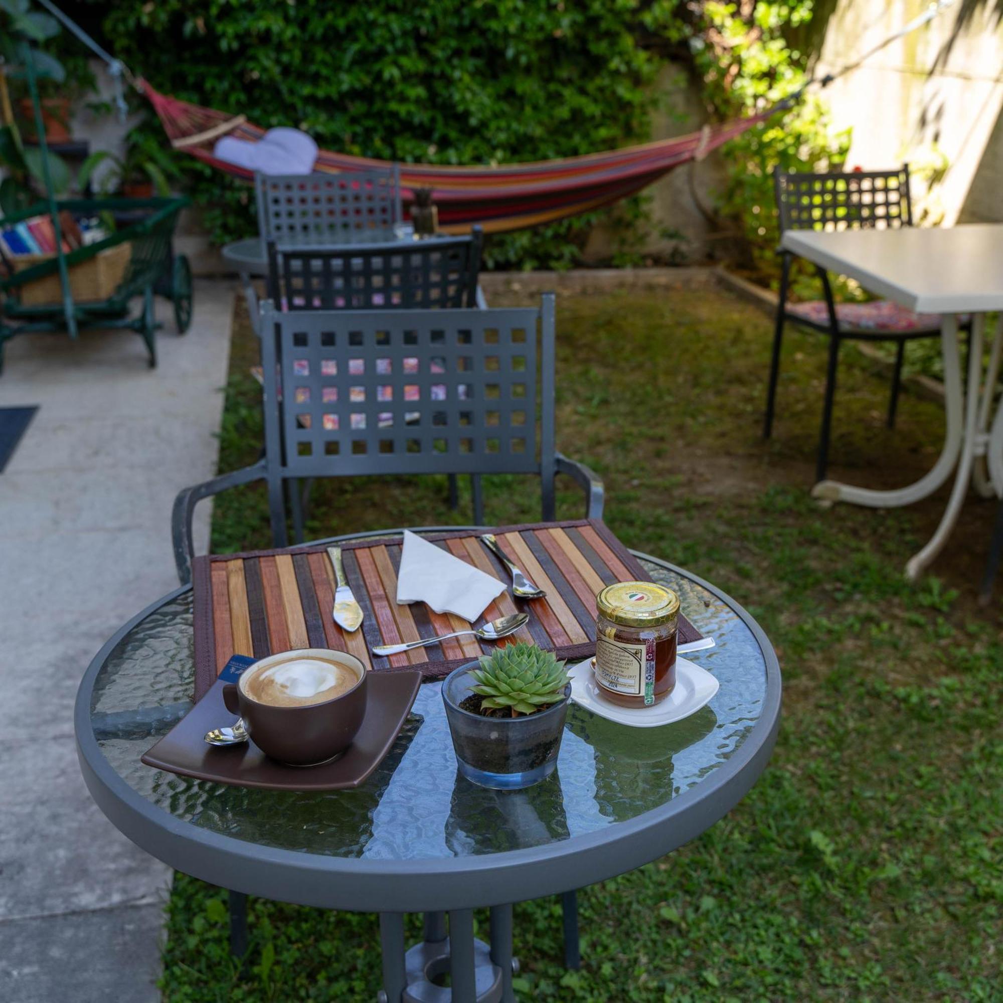 Bed and Breakfast A Casa Di Tom SantʼAmbrogio di Valpolicella Exterior foto