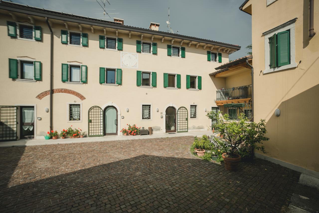 Bed and Breakfast A Casa Di Tom SantʼAmbrogio di Valpolicella Exterior foto