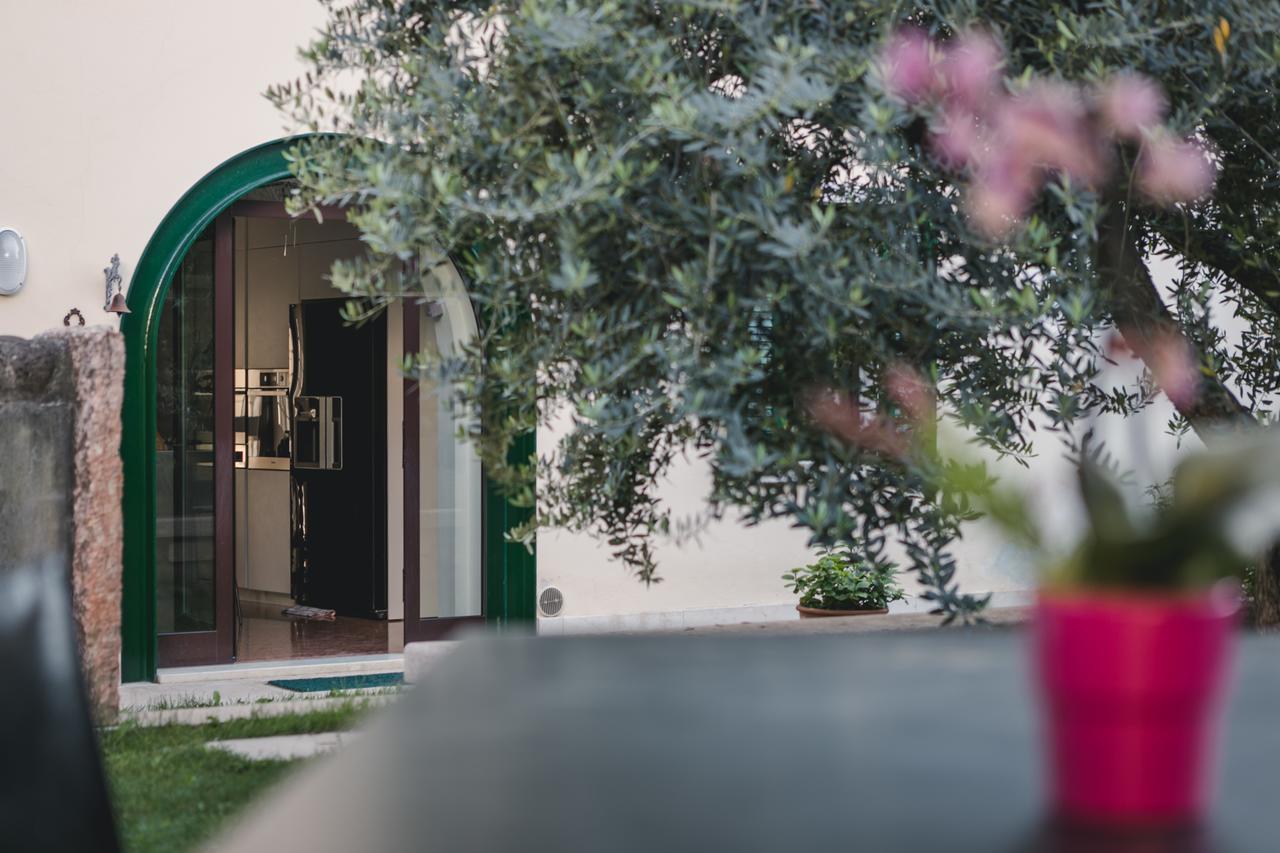 Bed and Breakfast A Casa Di Tom SantʼAmbrogio di Valpolicella Exterior foto